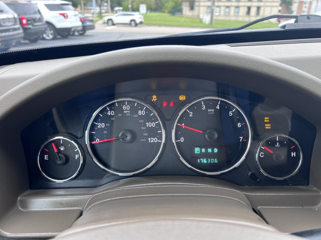 Jeep Liberty 4WD 4dr Sport 2010