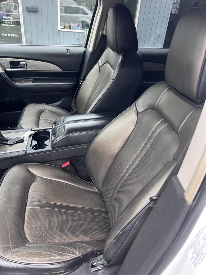 Lincoln MKX AWD 4dr 2012
