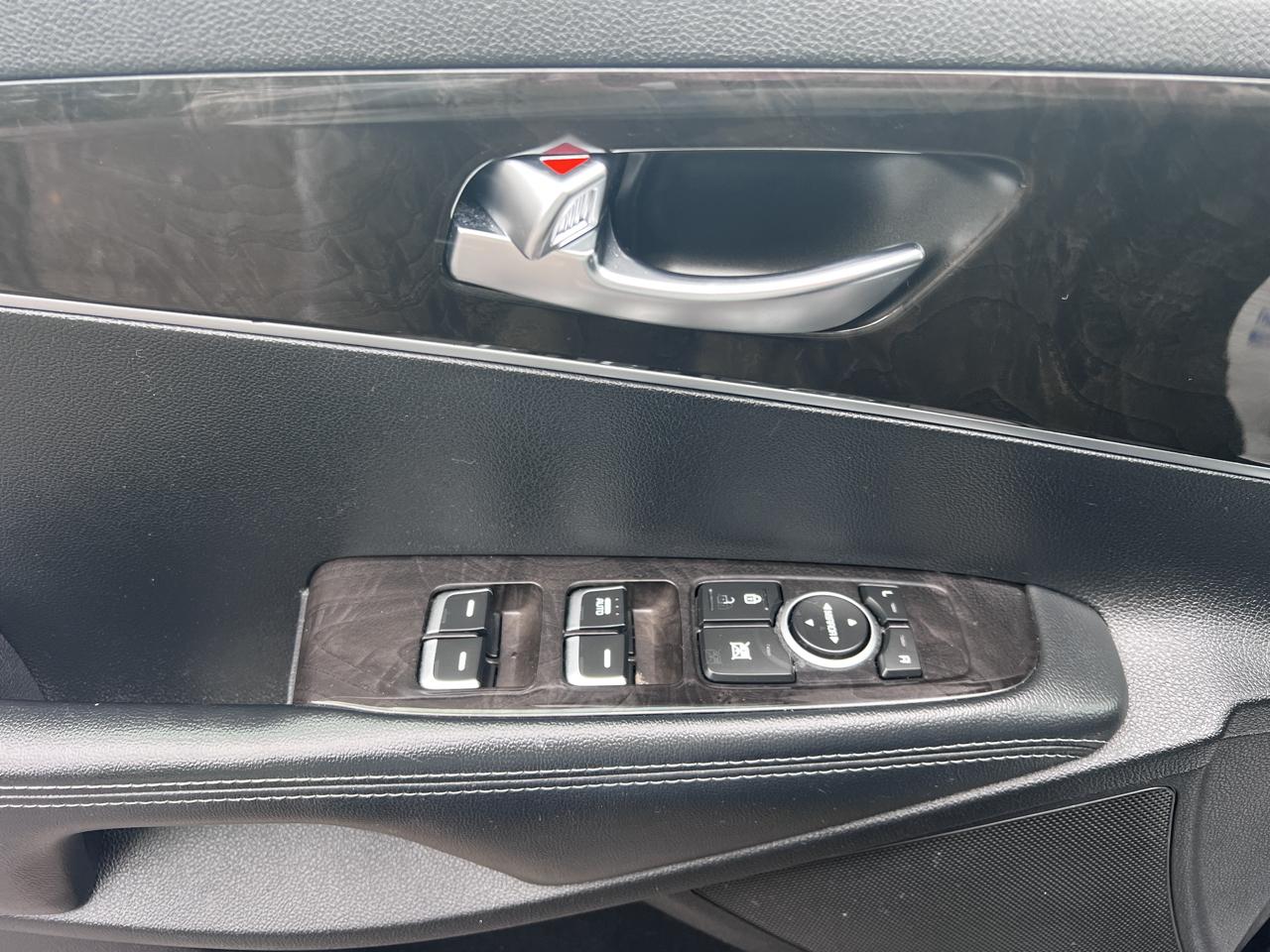 Kia Sorento FWD 4dr 2.4L LX 2016