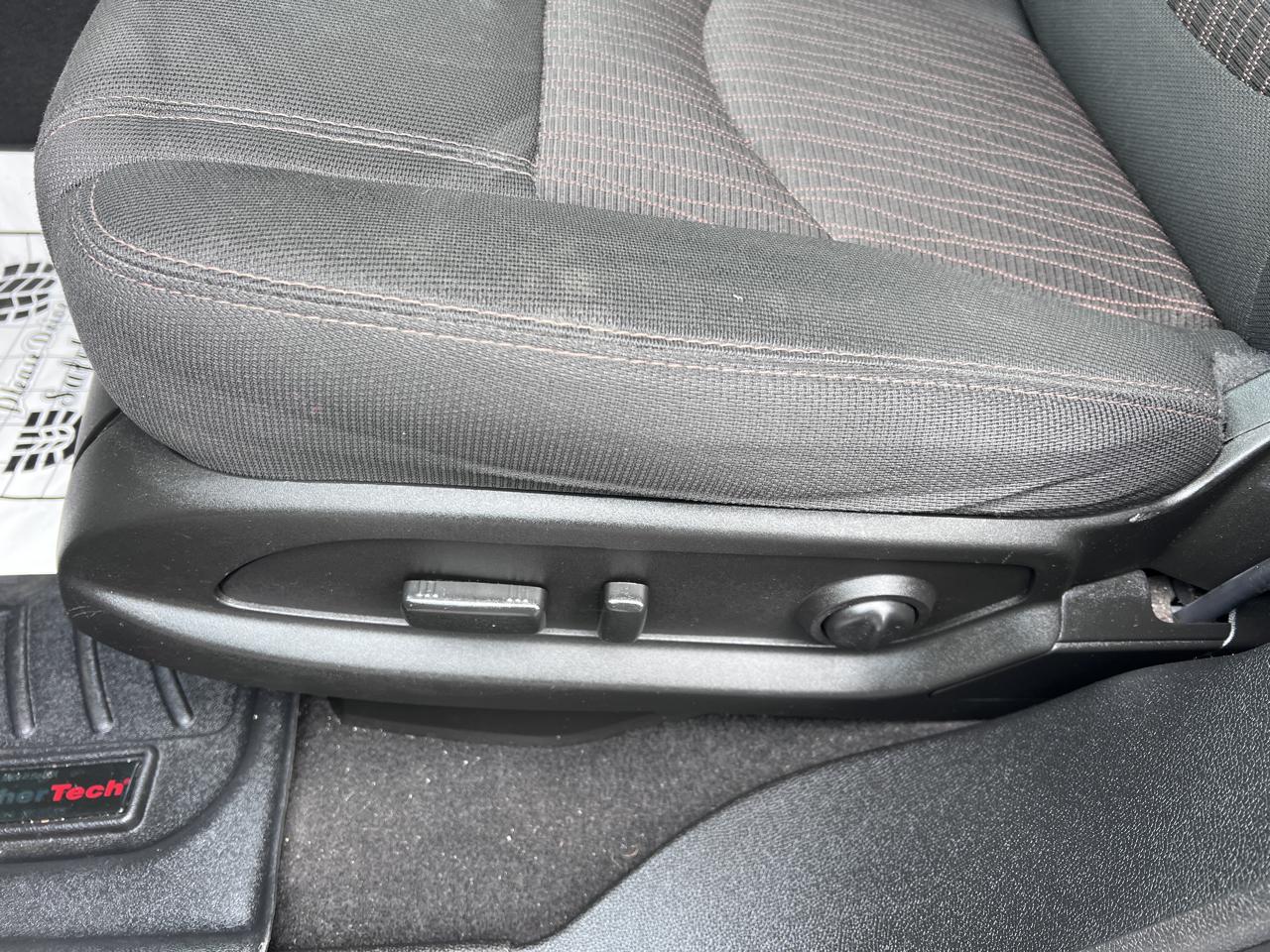 Chevrolet Traverse FWD 4dr LT w/1LT 2015