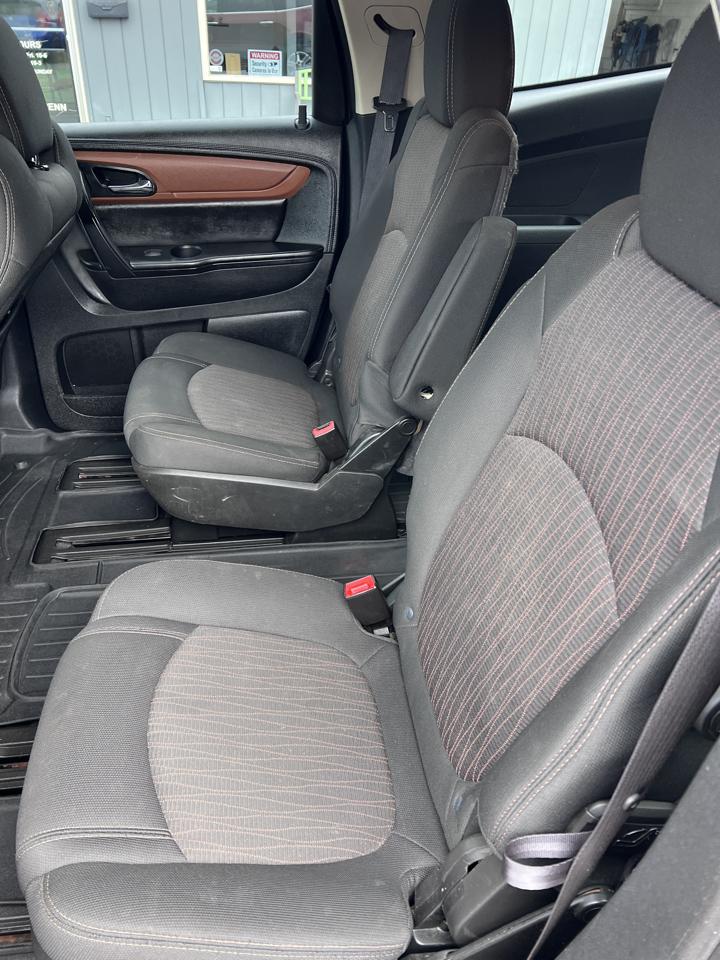 Chevrolet Traverse FWD 4dr LT w/1LT 2015