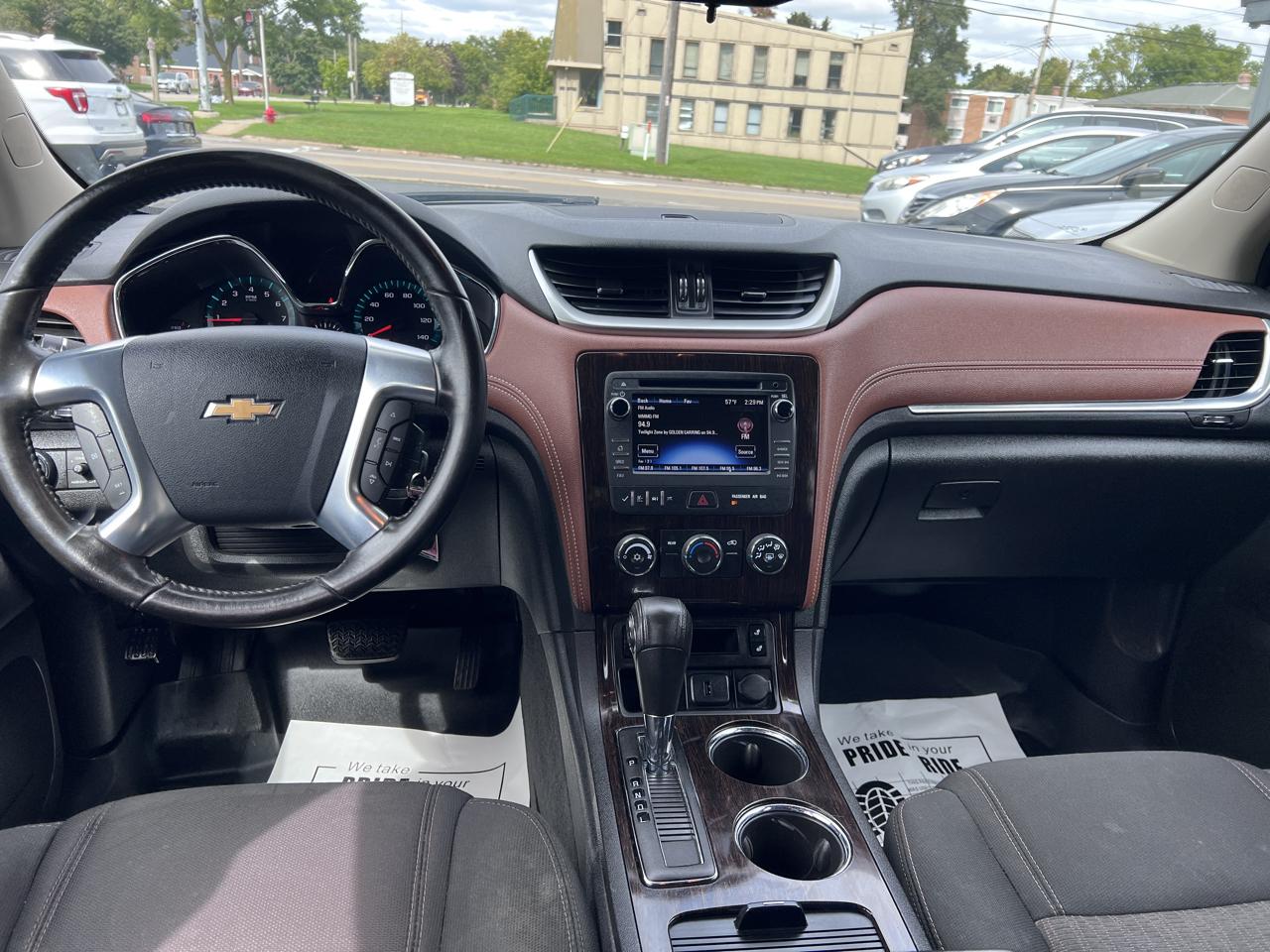 Chevrolet Traverse FWD 4dr LT w/1LT 2015