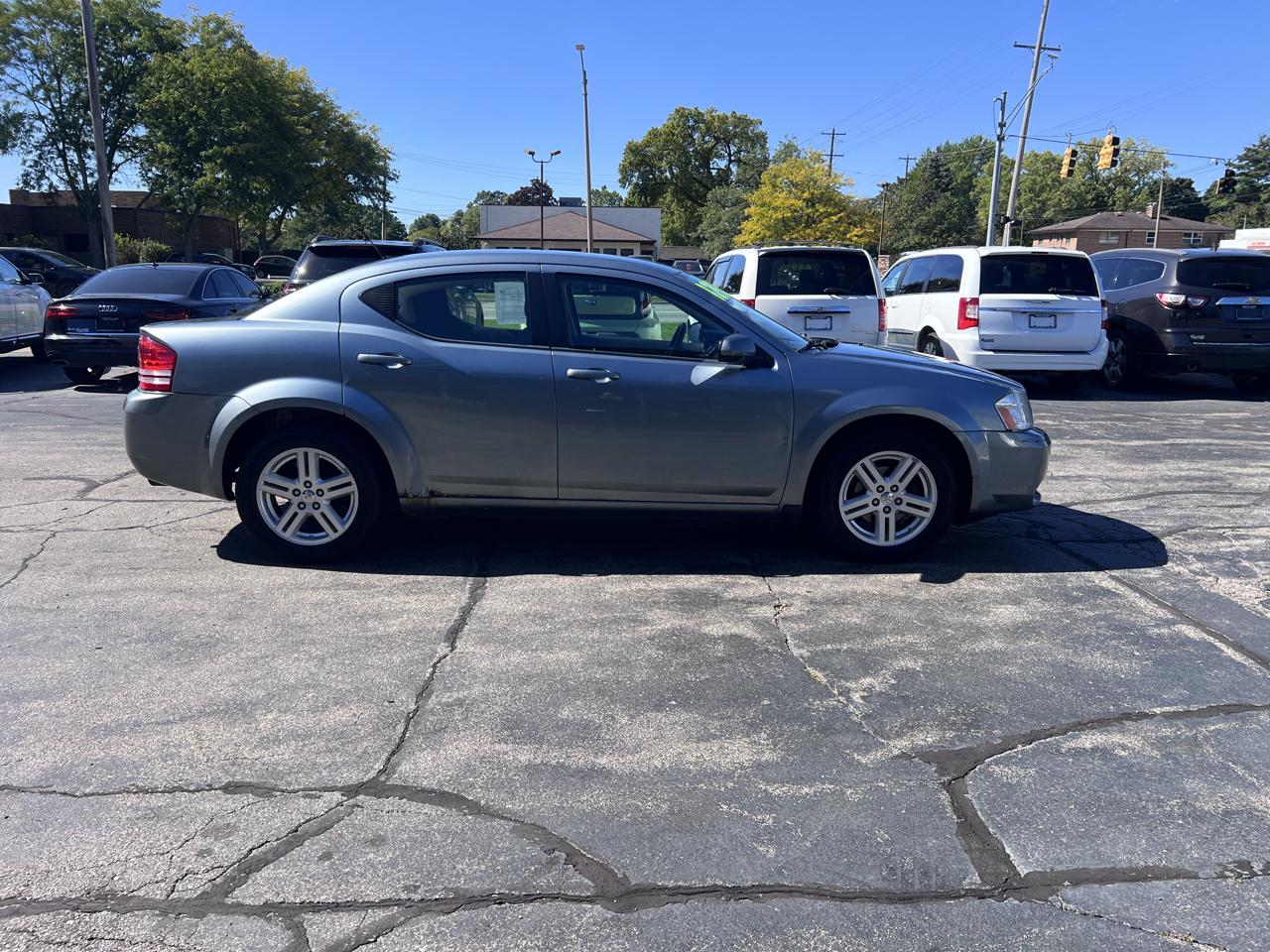Dodge Avenger 4dr Sdn Express 2010