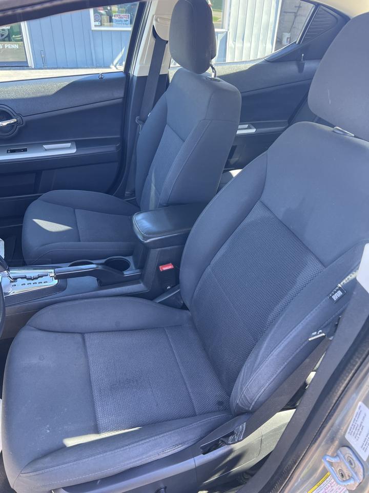 Dodge Avenger 4dr Sdn Express 2010