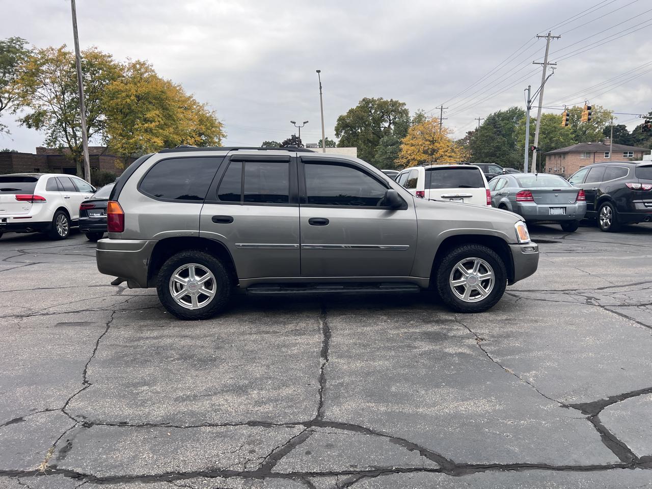 GMC Envoy 4WD 4dr SLE2 2008