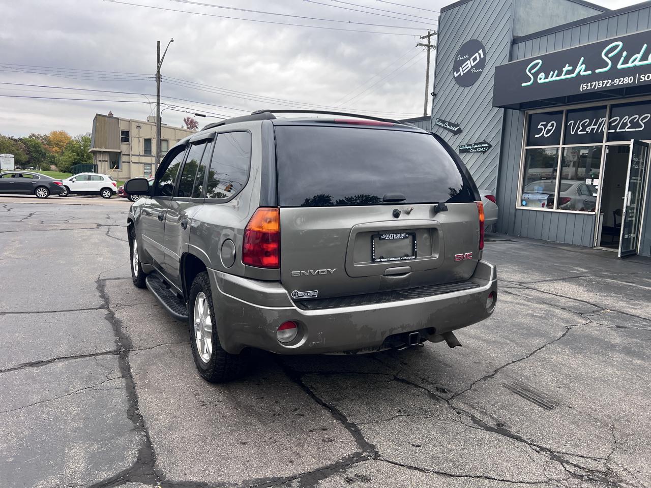 GMC Envoy 4WD 4dr SLE2 2008