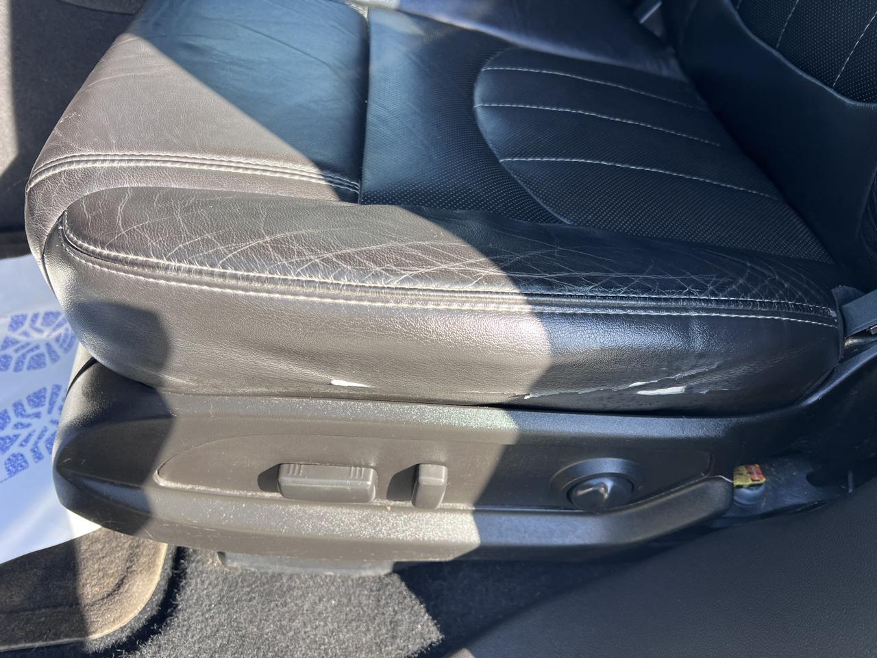 Buick Enclave FWD 4dr Leather 2017