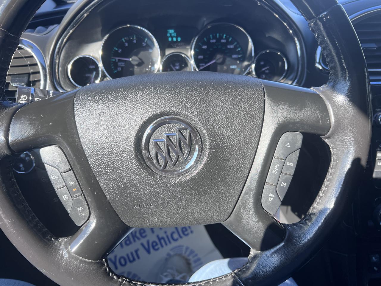 Buick Enclave FWD 4dr Leather 2017