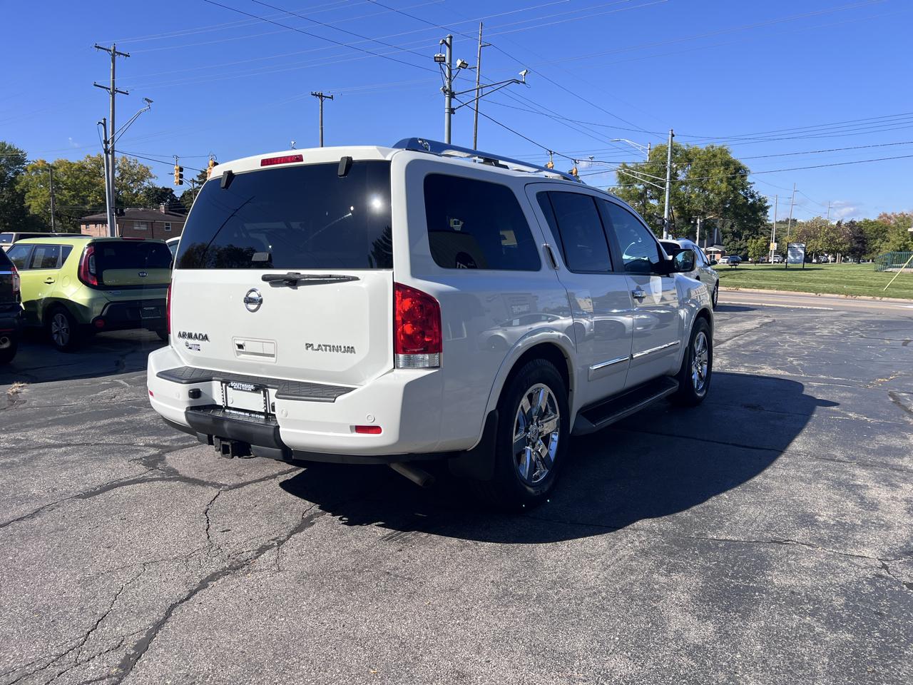 Nissan Armada 4WD 4dr Platinum 2012