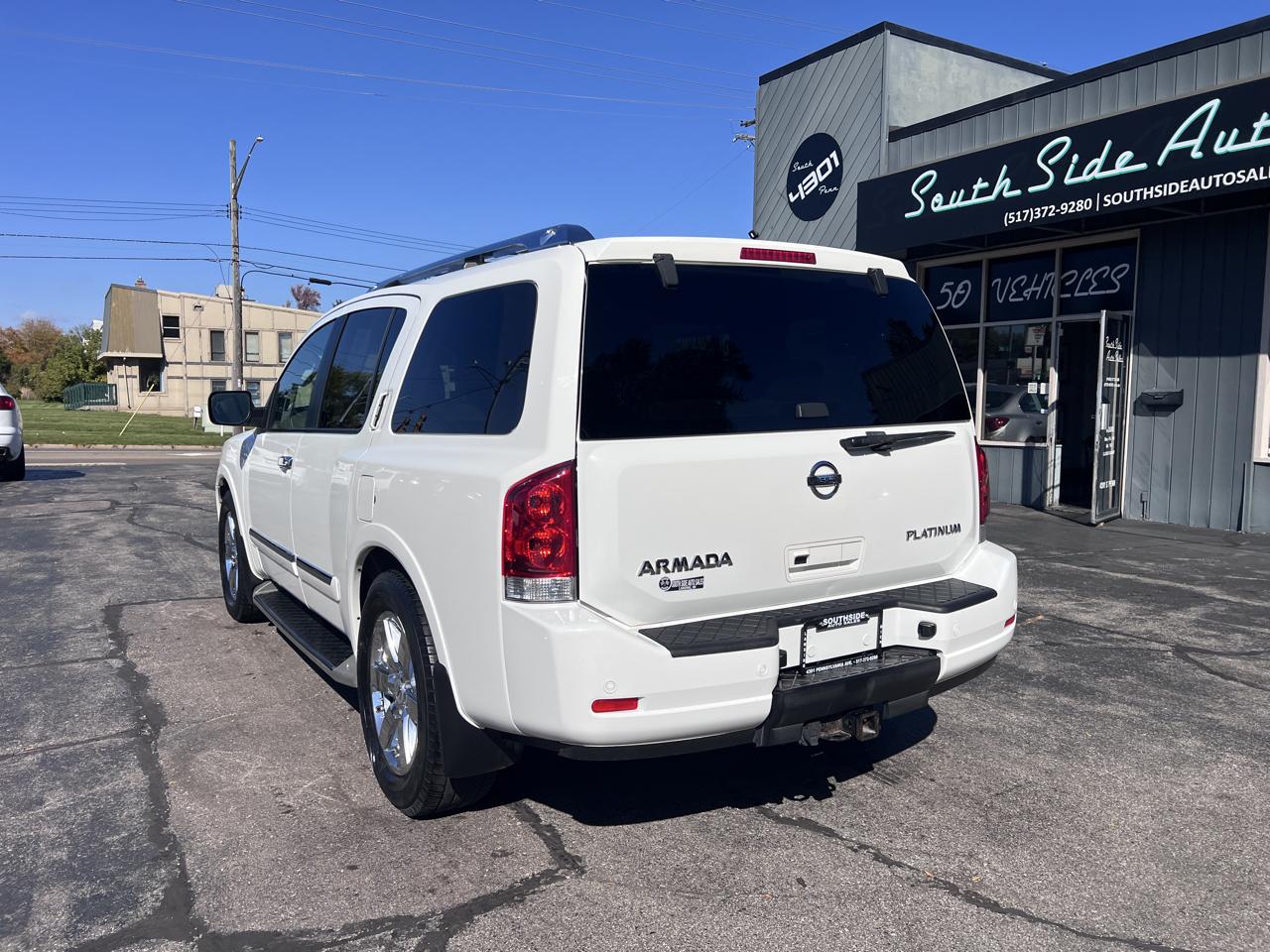 Nissan Armada 4WD 4dr Platinum 2012