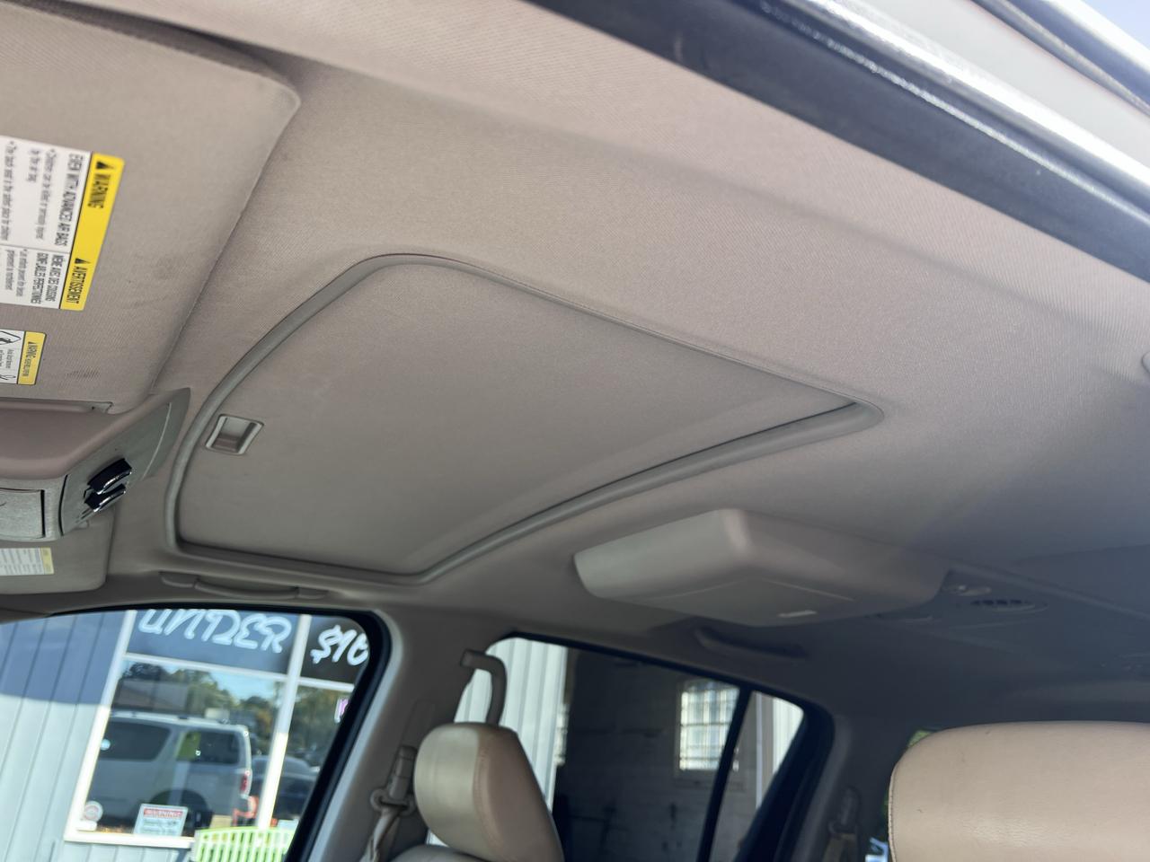 Nissan Armada 4WD 4dr Platinum 2012