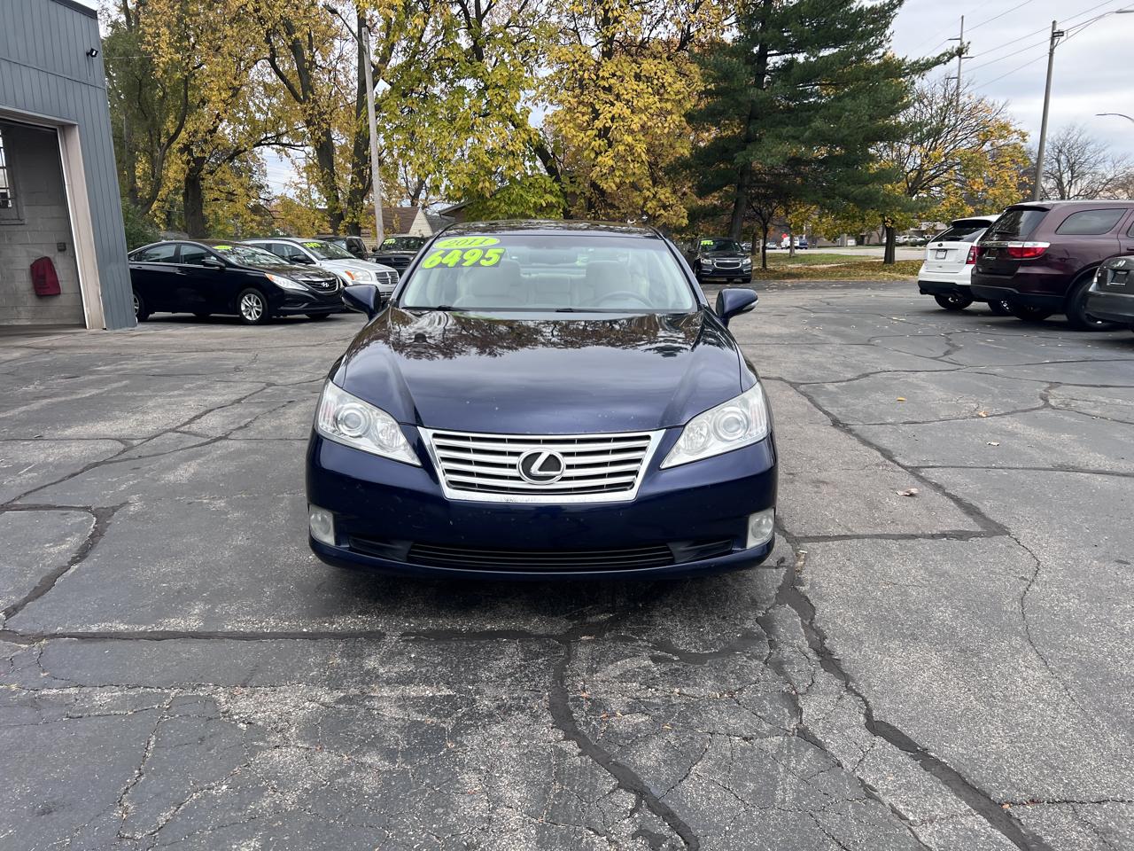Lexus ES 350 4dr Sdn 2011