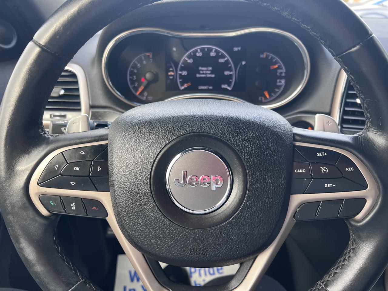 Jeep Grand Cherokee Laredo 4x4 2017