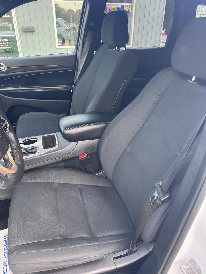 Jeep Grand Cherokee Laredo 4x4 2017