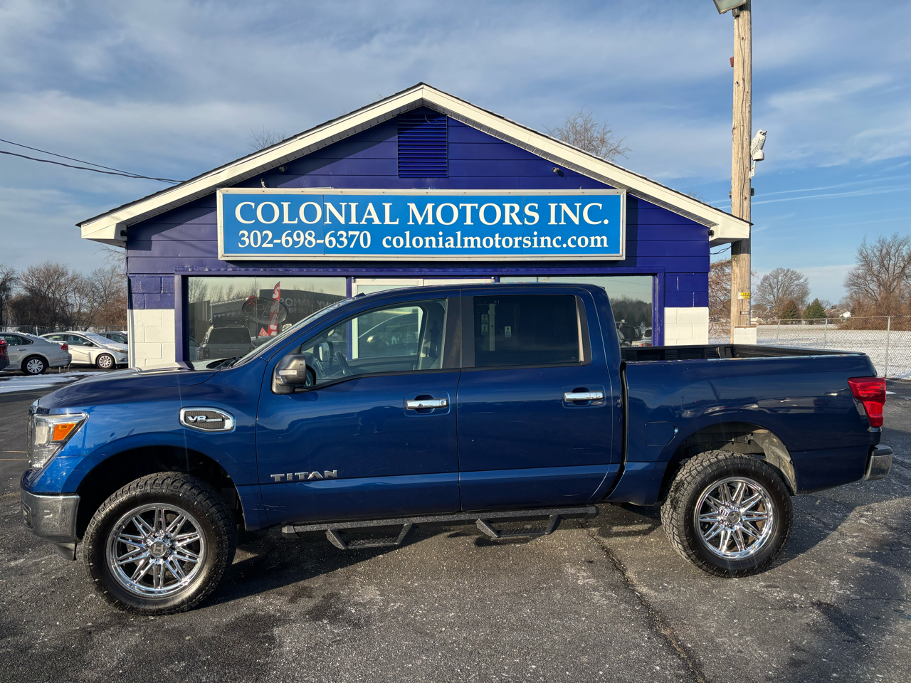 2017 Nissan Titan SV