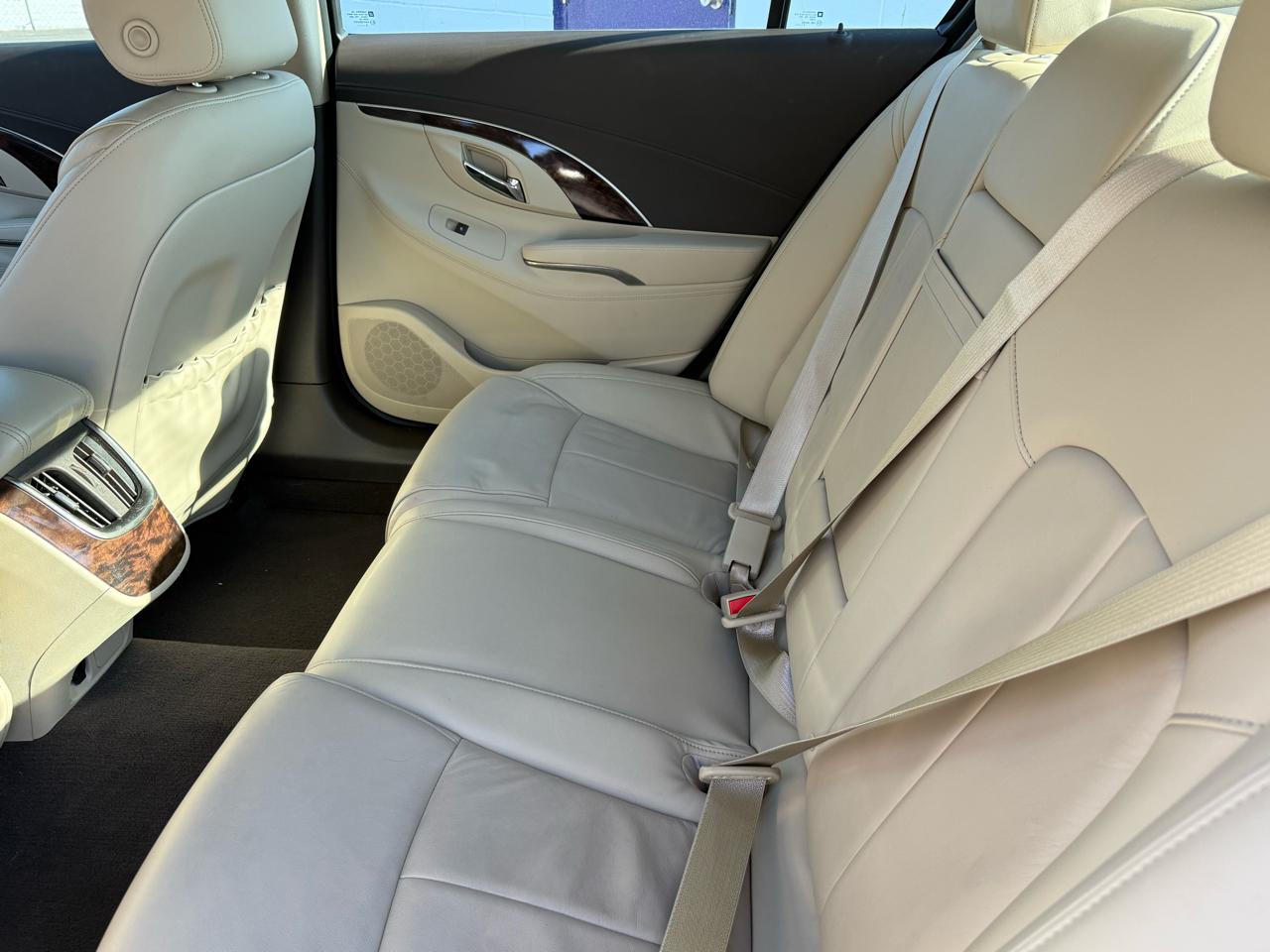 Buick LaCrosse  2016