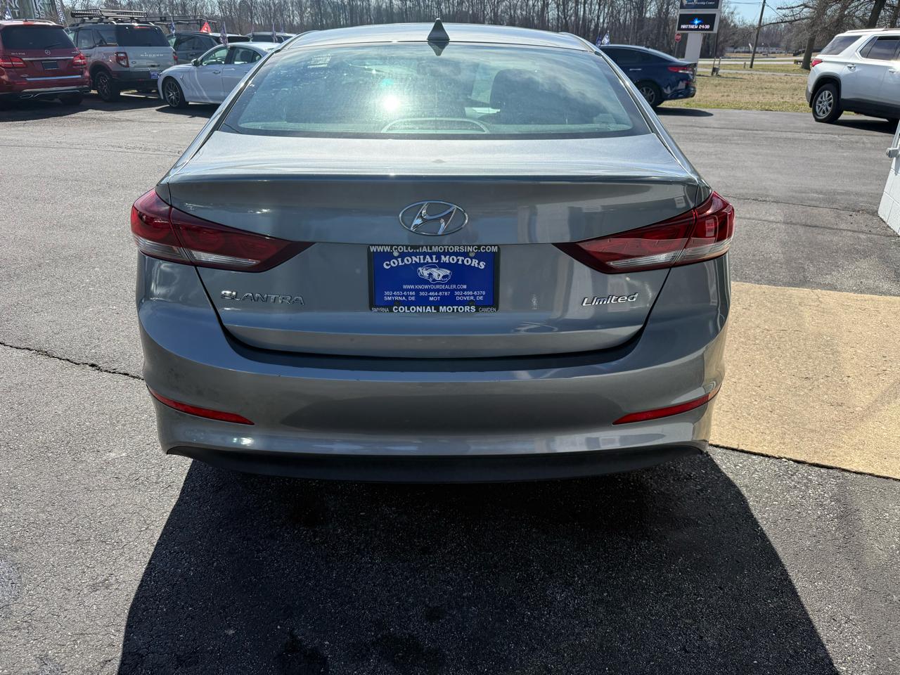 Hyundai Elantra  2018