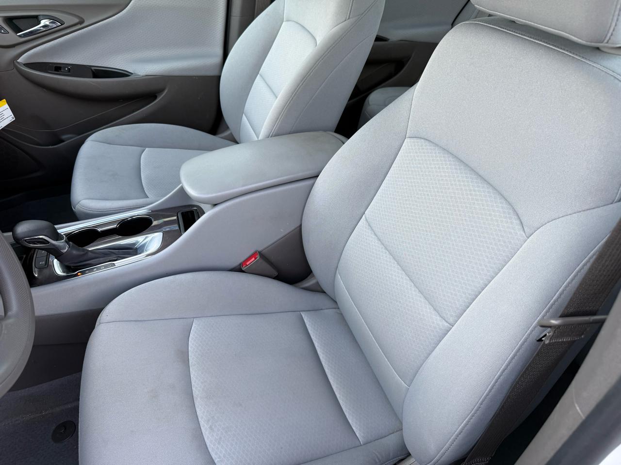 Chevrolet Malibu  2022