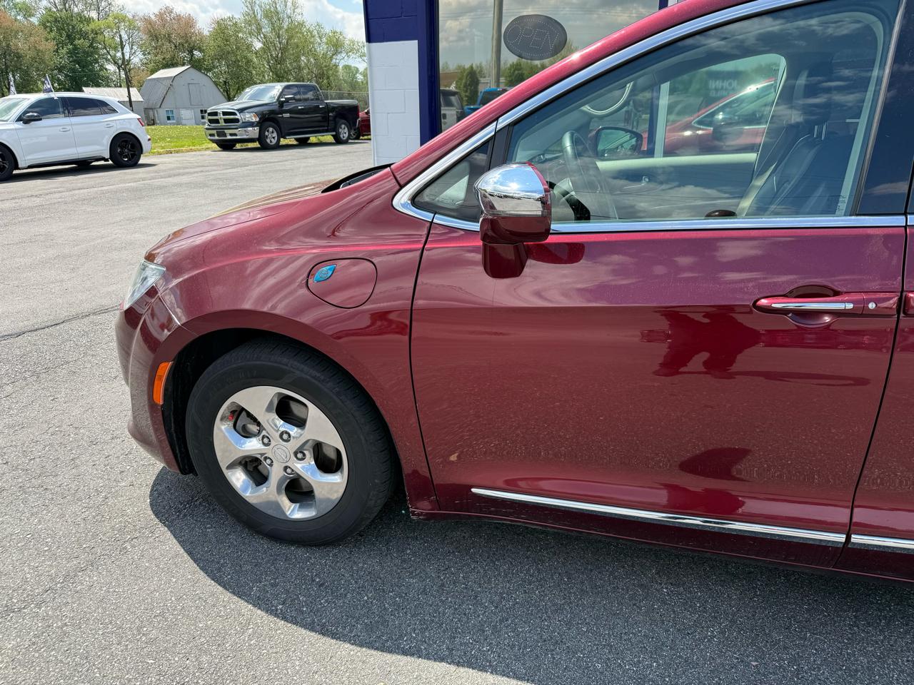 Chrysler Pacifica Hybrid  2018