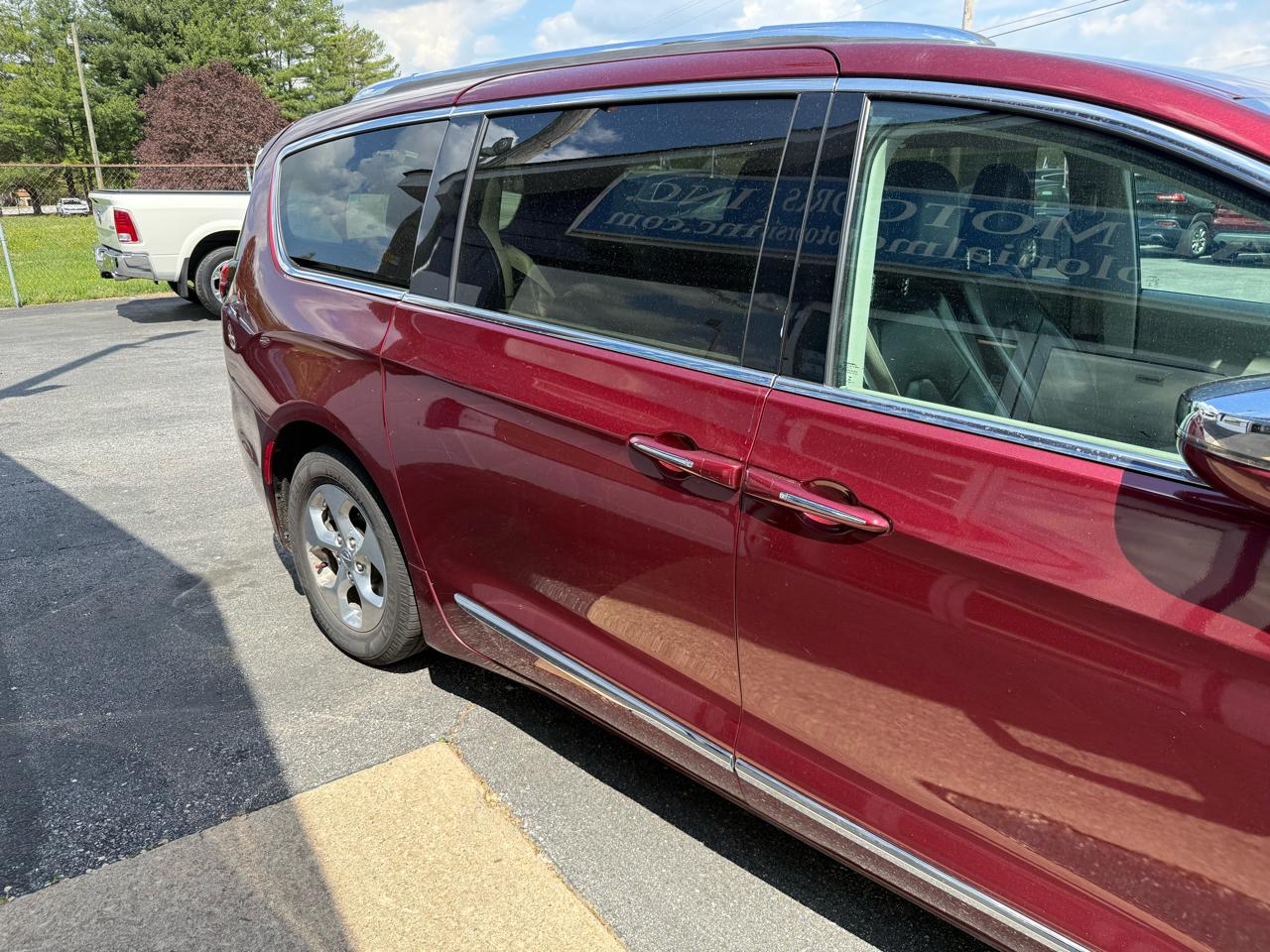 Chrysler Pacifica Hybrid  2018