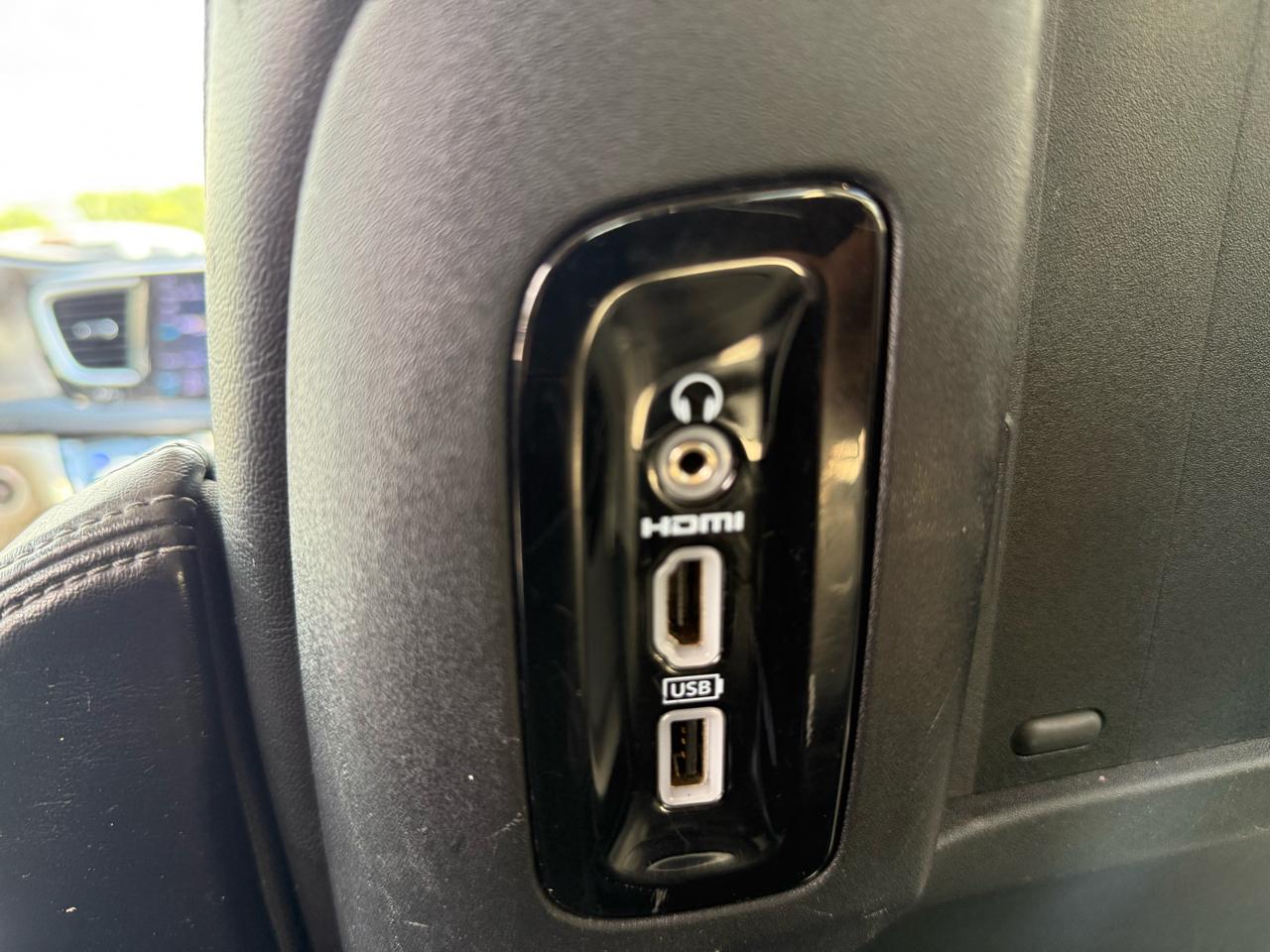 Chrysler Pacifica Hybrid  2018