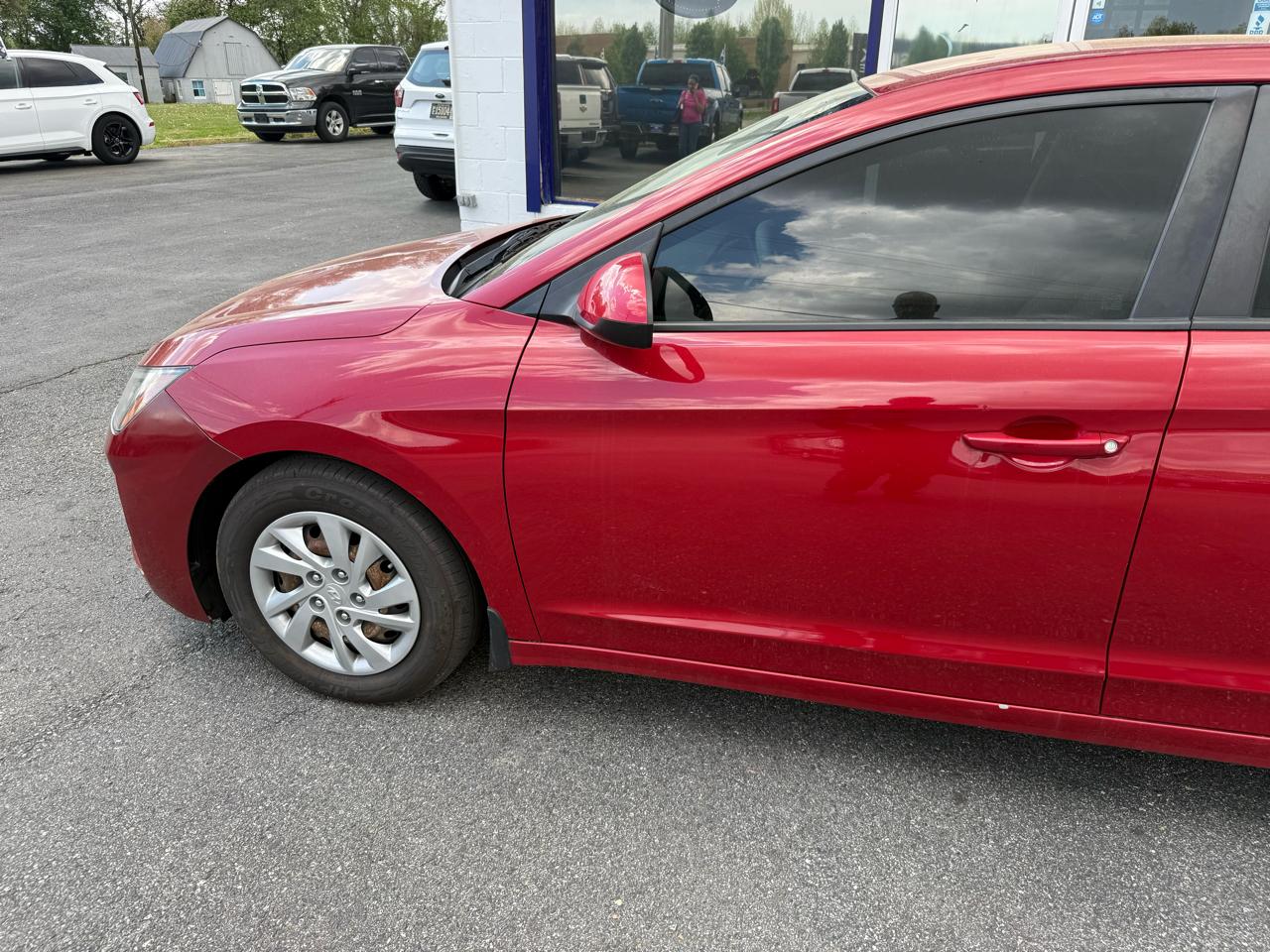 Hyundai Elantra  2020