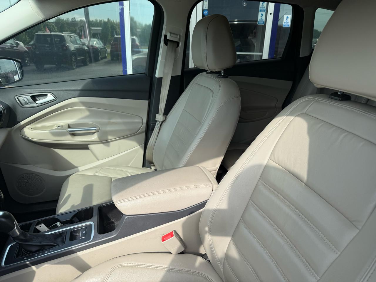 Ford Escape  2017