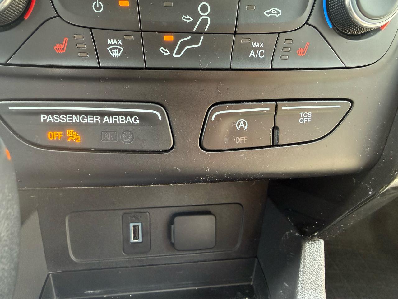 Ford Escape  2017