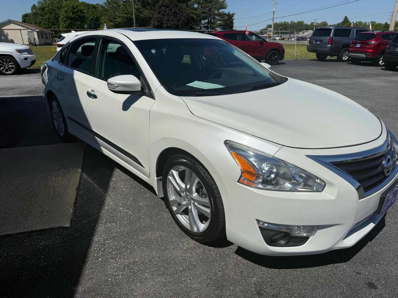 Nissan Altima  2015