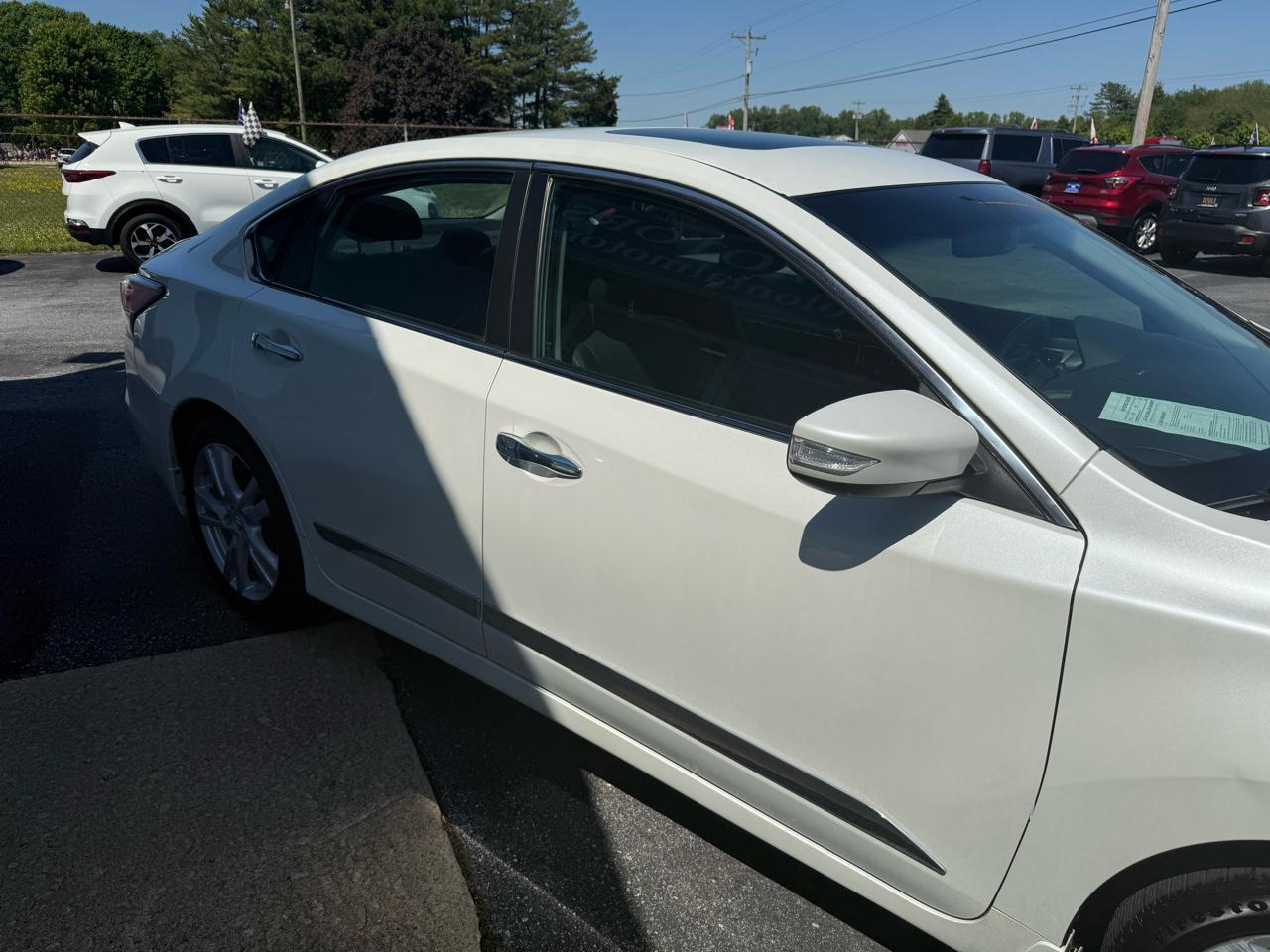Nissan Altima  2015