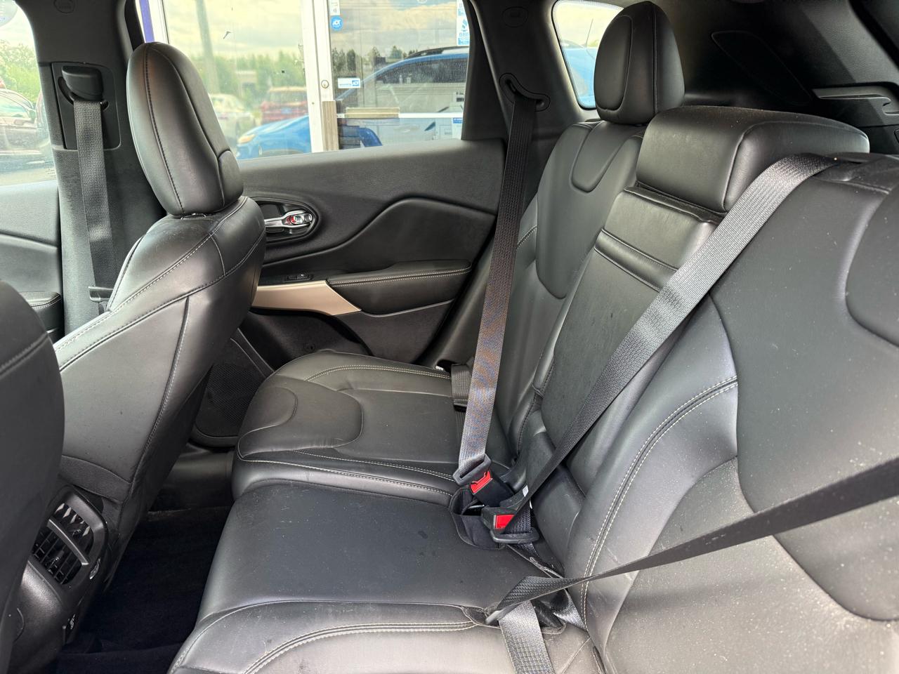 Jeep Cherokee  2018