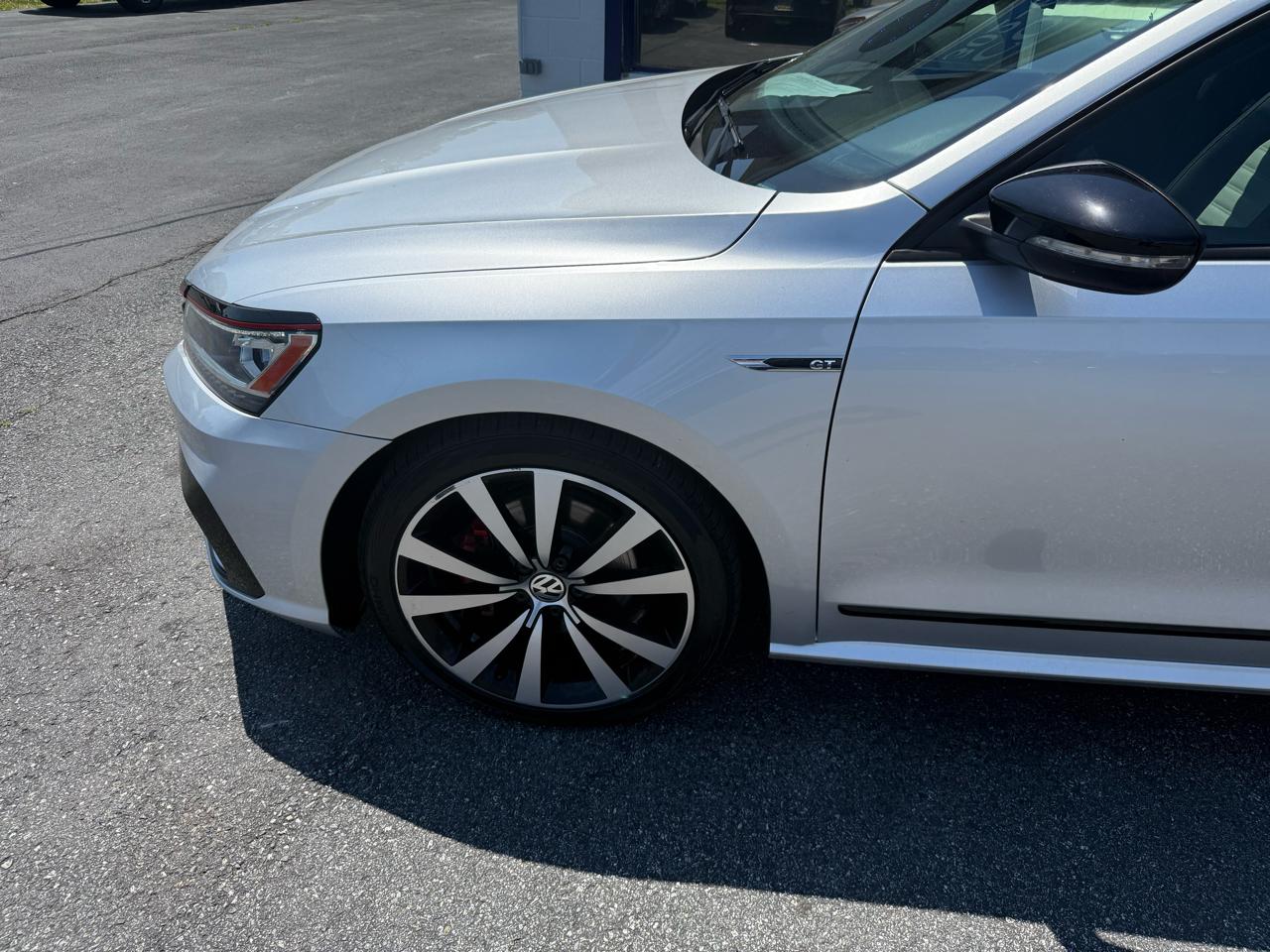 Volkswagen Passat  2018