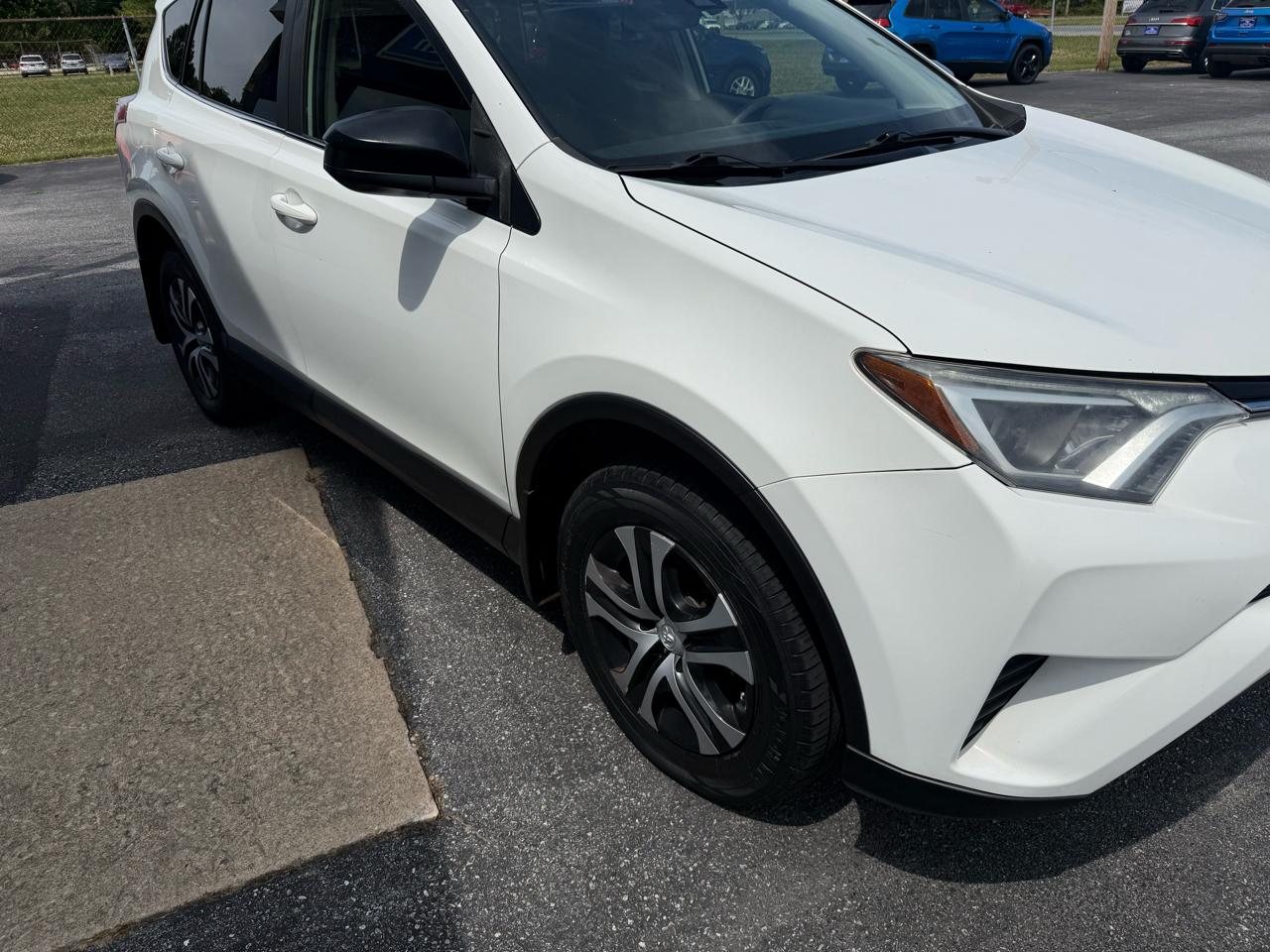 Toyota RAV4  2017