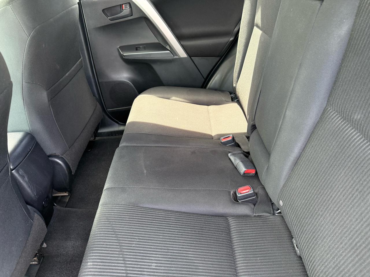Toyota RAV4  2017