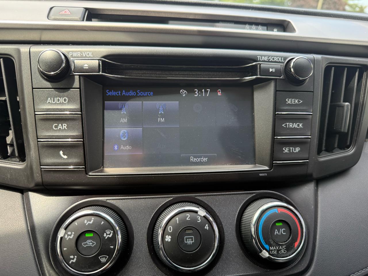 Toyota RAV4  2017
