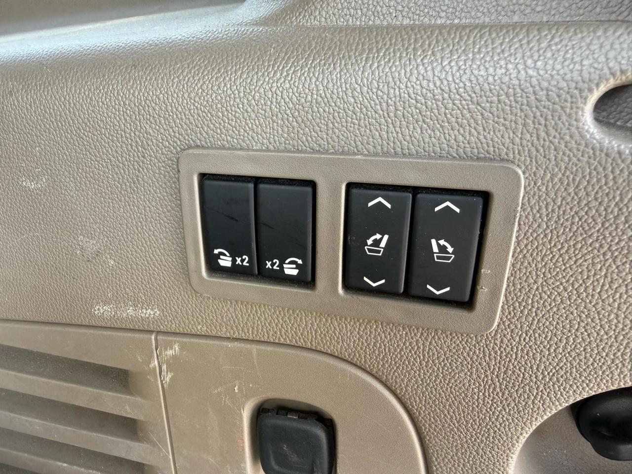 Chevrolet Suburban  2016