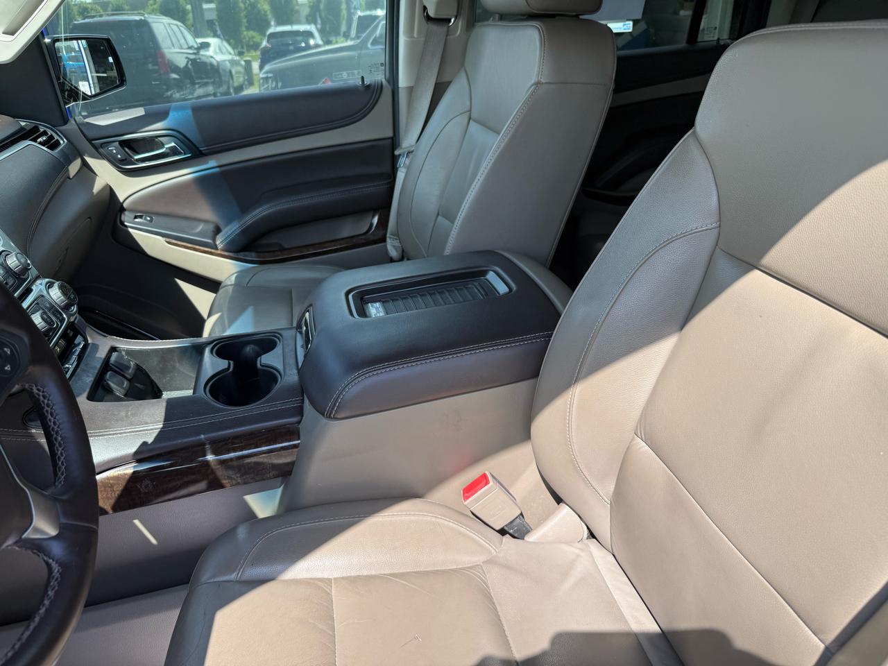 Chevrolet Suburban  2016