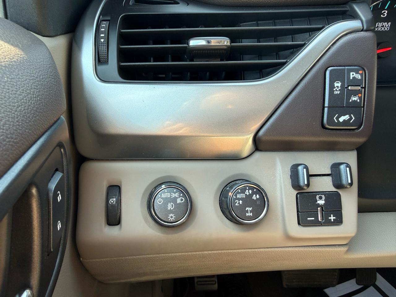Chevrolet Suburban  2016