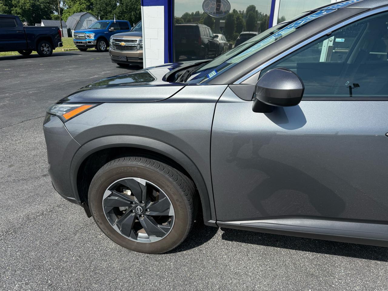 Nissan Rogue  2024