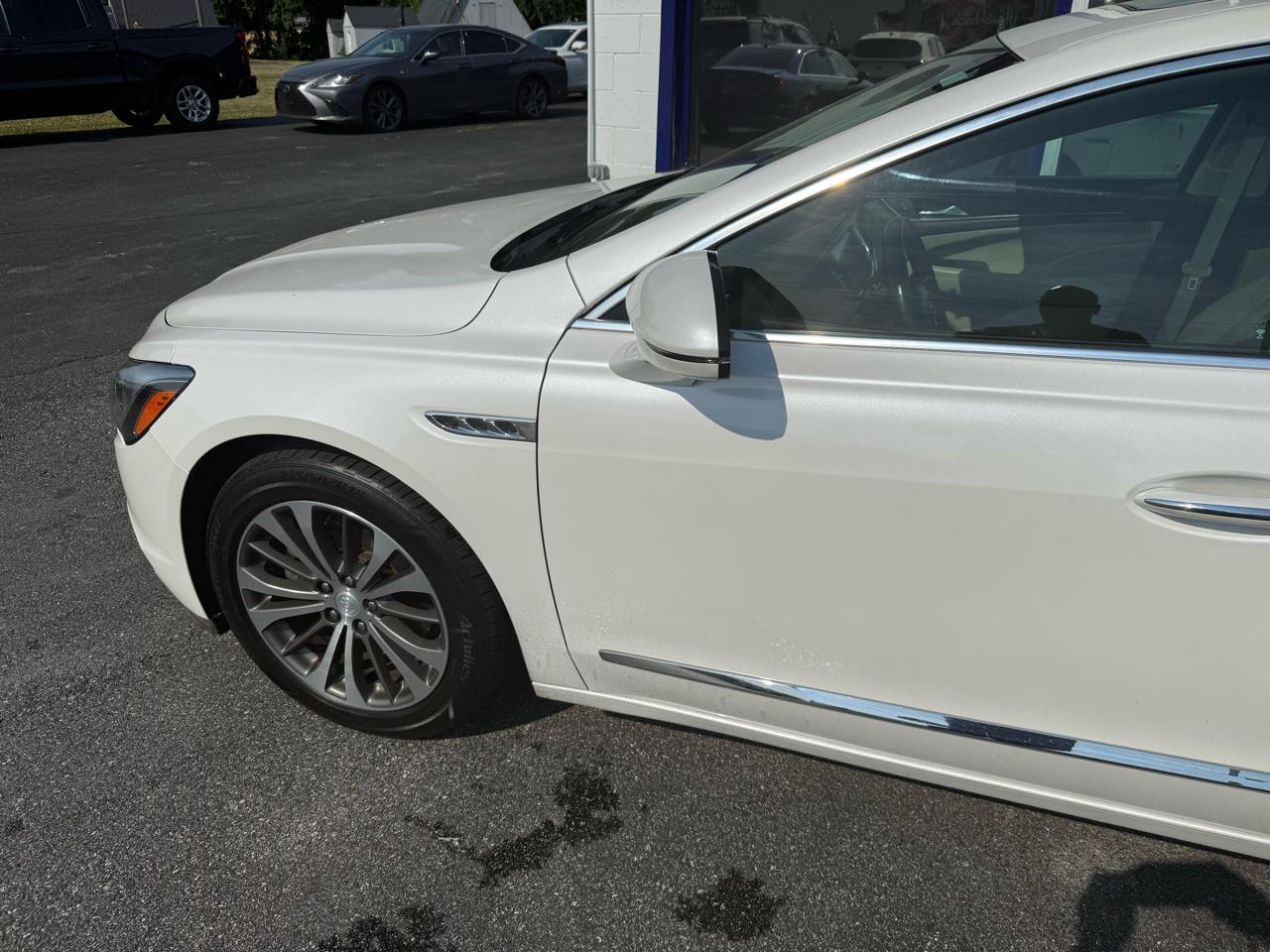 Buick LaCrosse  2017