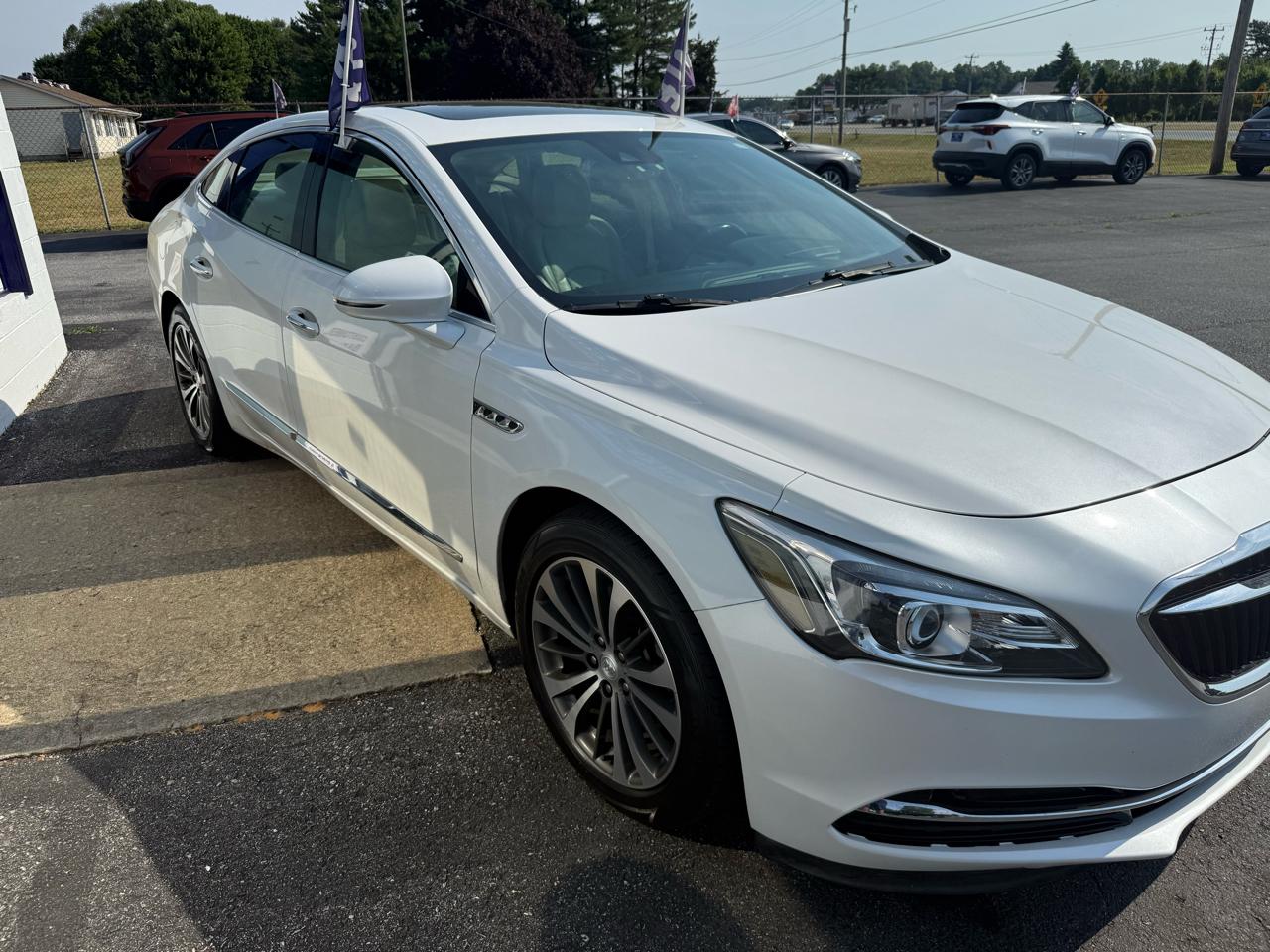 Buick LaCrosse  2017