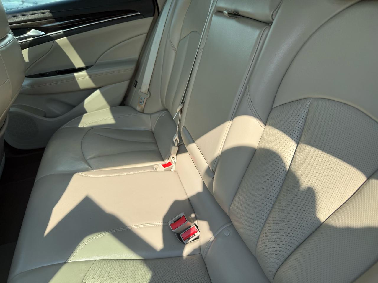 Buick LaCrosse  2017