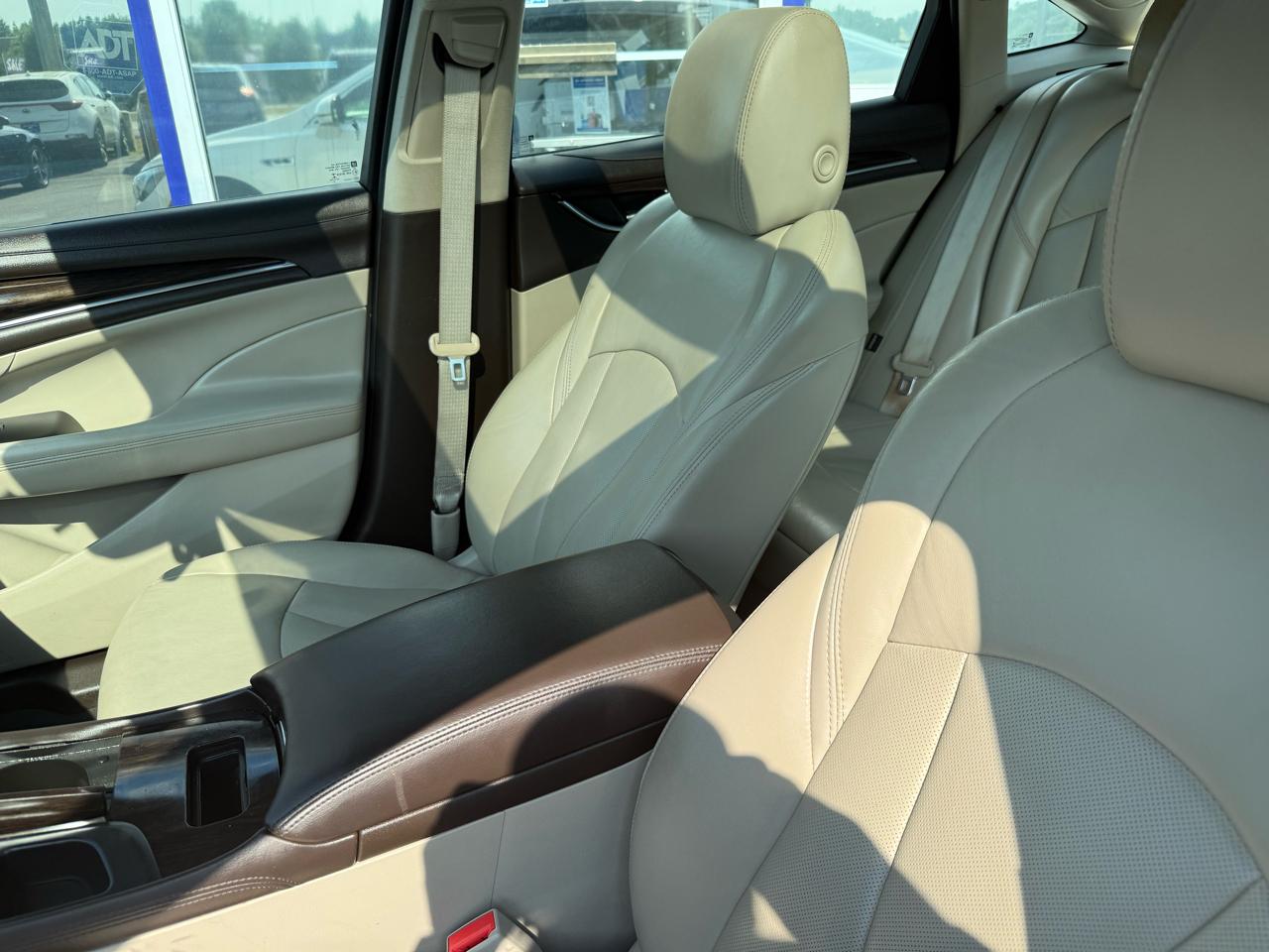 Buick LaCrosse  2017