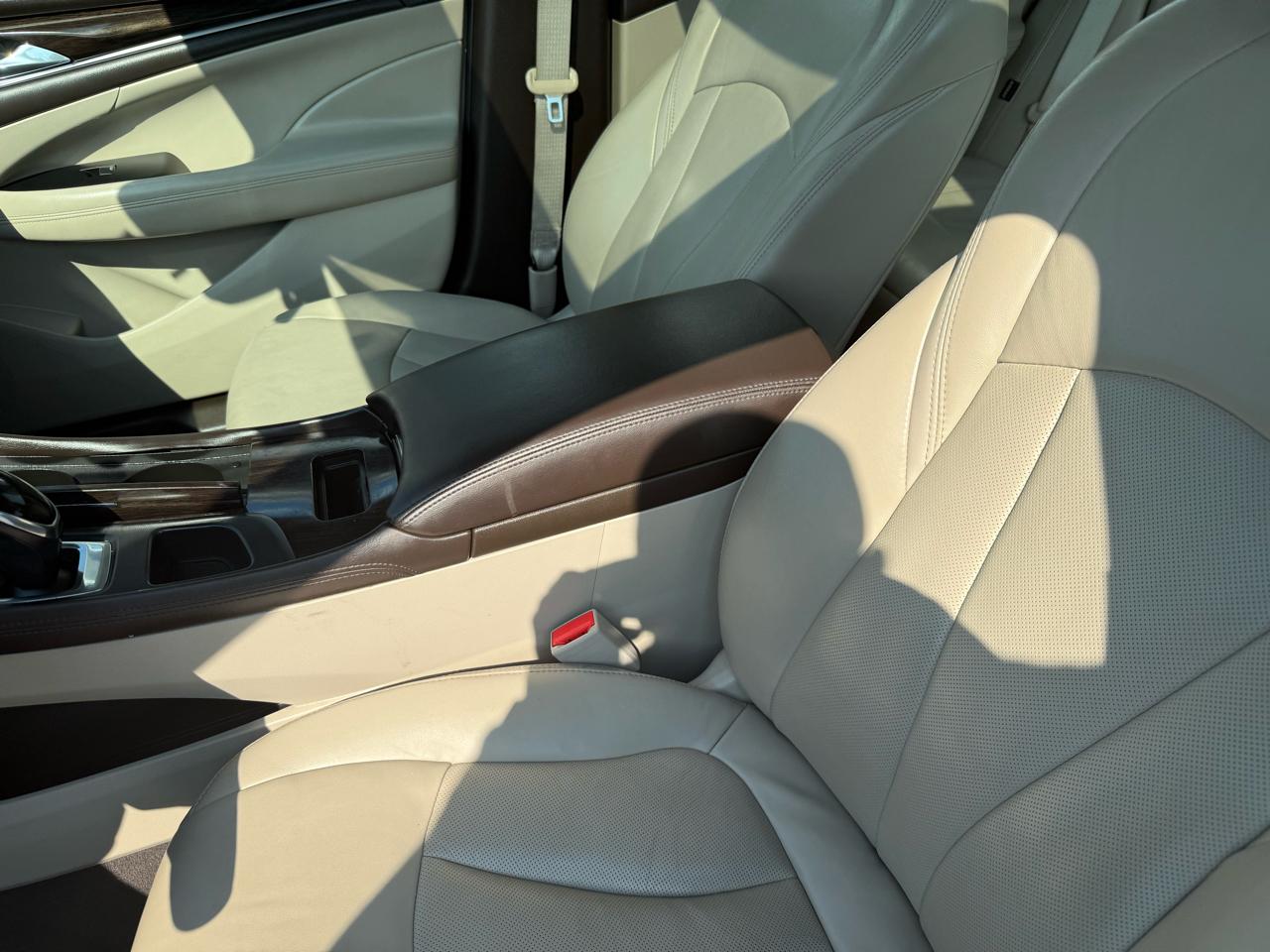 Buick LaCrosse  2017