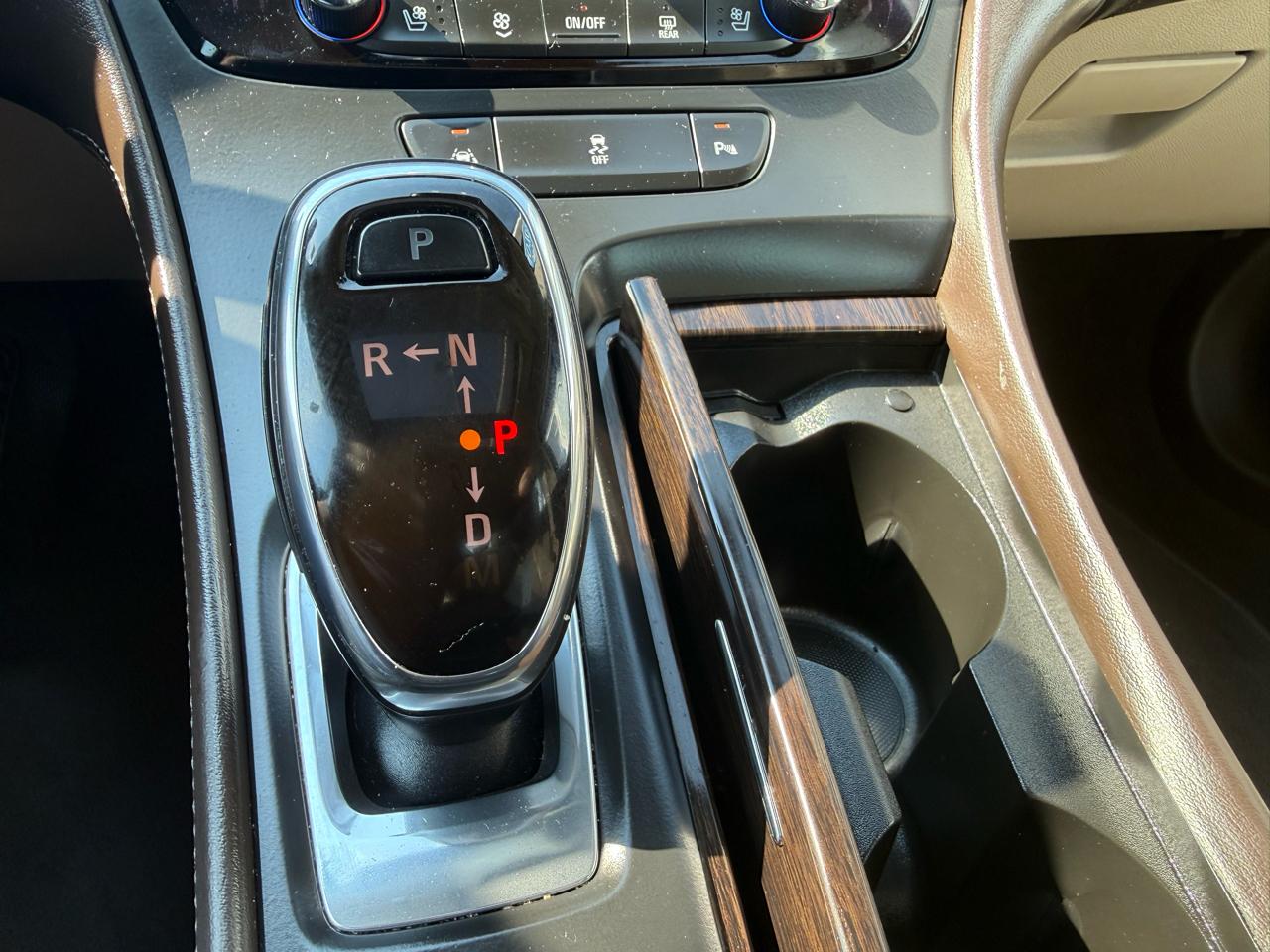 Buick LaCrosse  2017