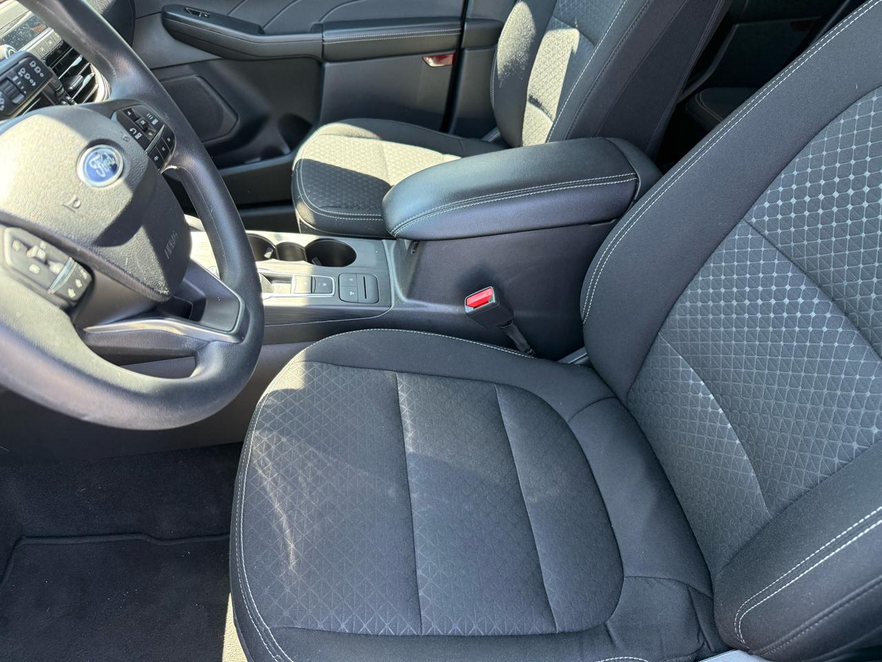 Ford Escape  2025
