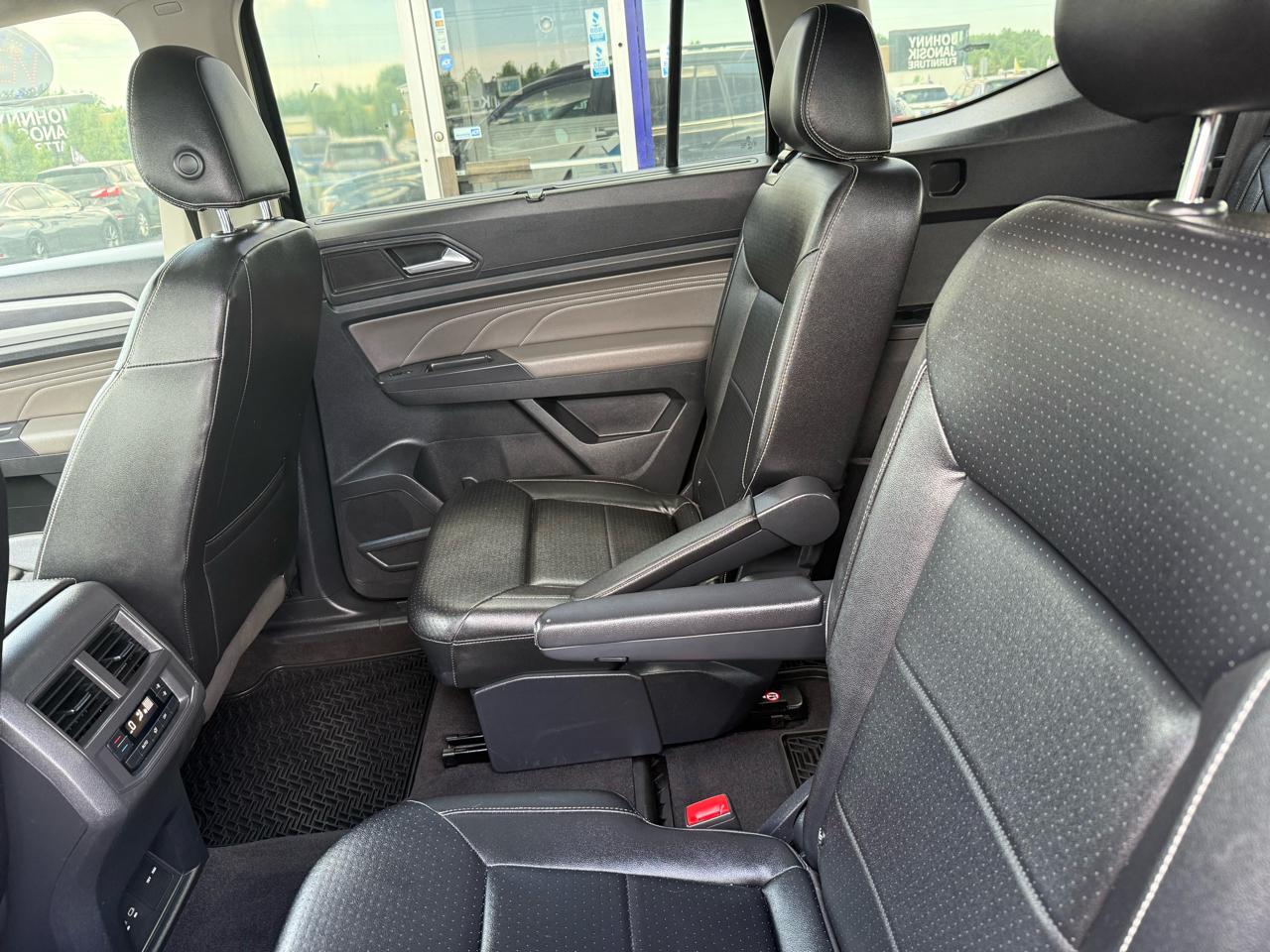 Volkswagen Atlas  2021