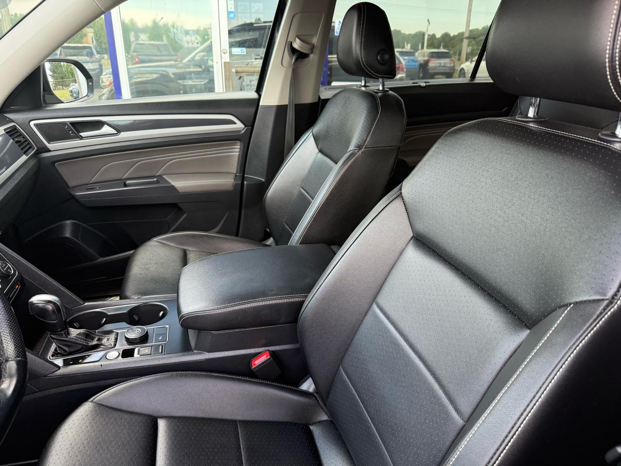 Volkswagen Atlas  2021