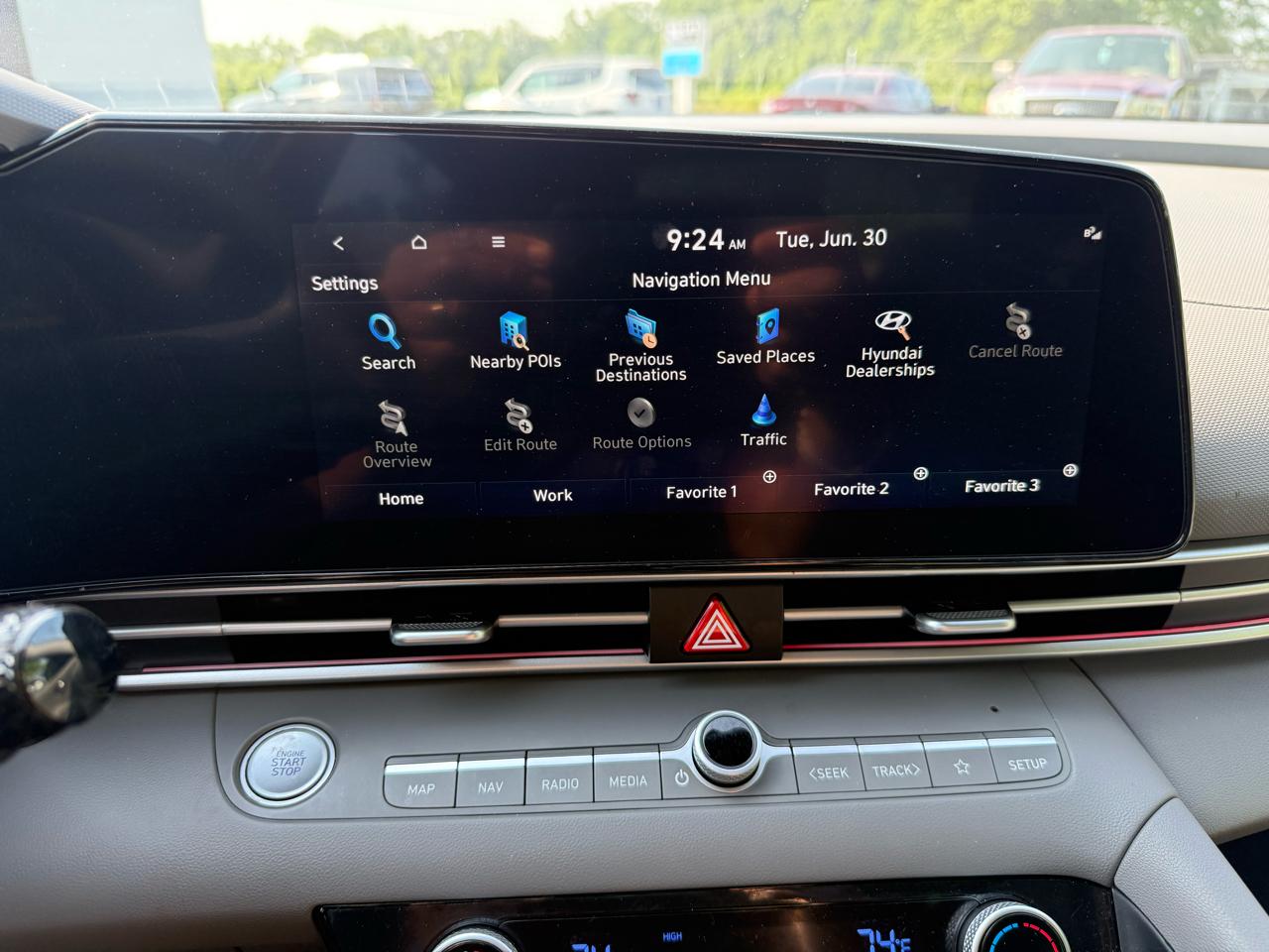 Hyundai Elantra  2024