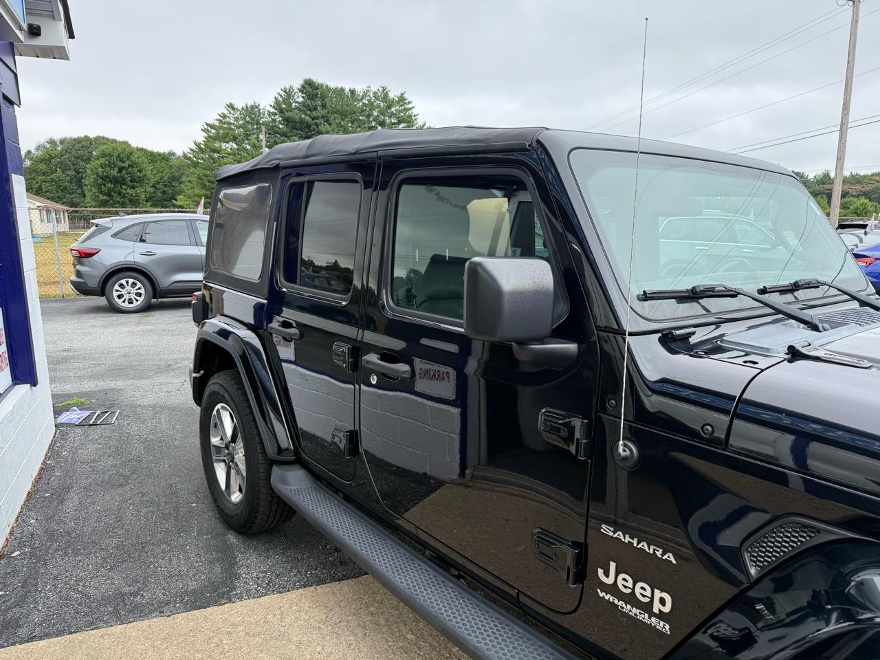 Jeep Wrangler  2018
